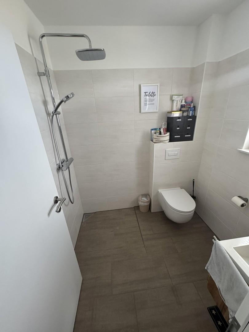 Gäste-WC EG