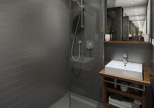 Modernes Badezimmer