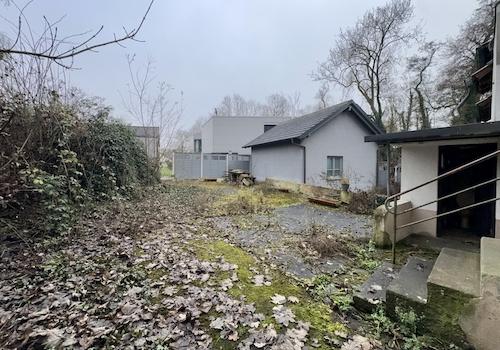 Blick Haus R & L