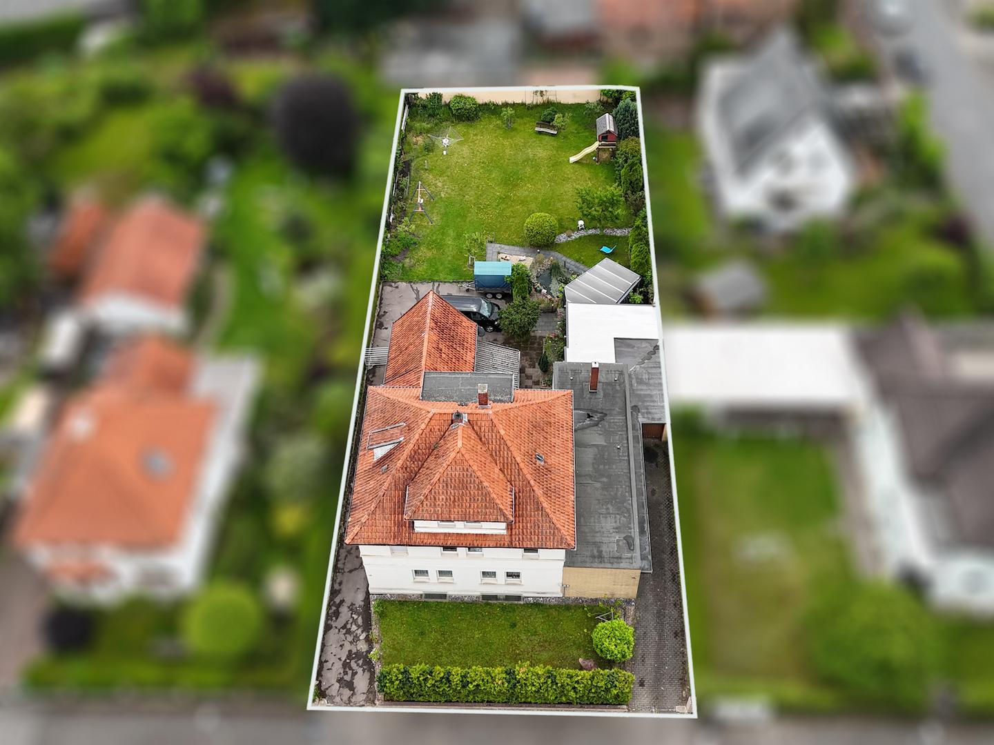 Grundstück mit rund 1.080 m²