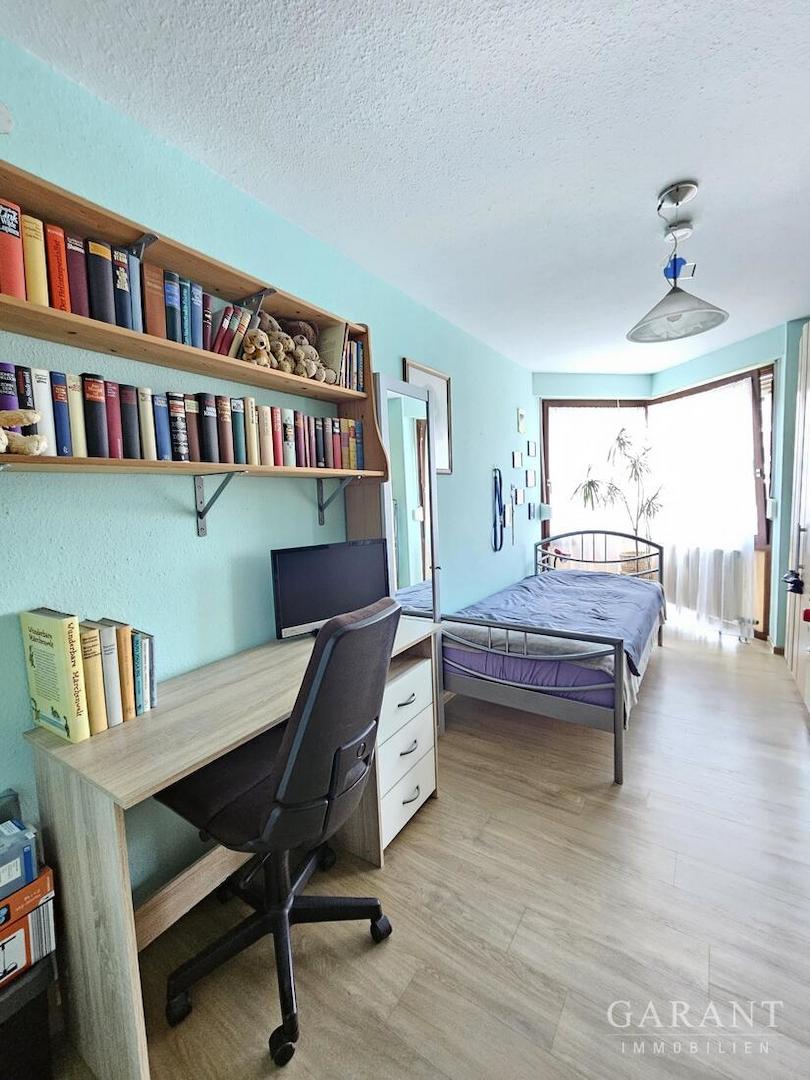 Schlafzimmer 2