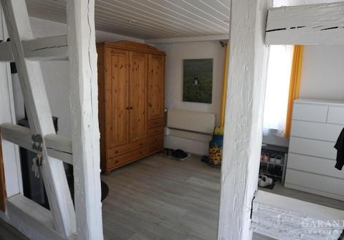 Garderobe EG