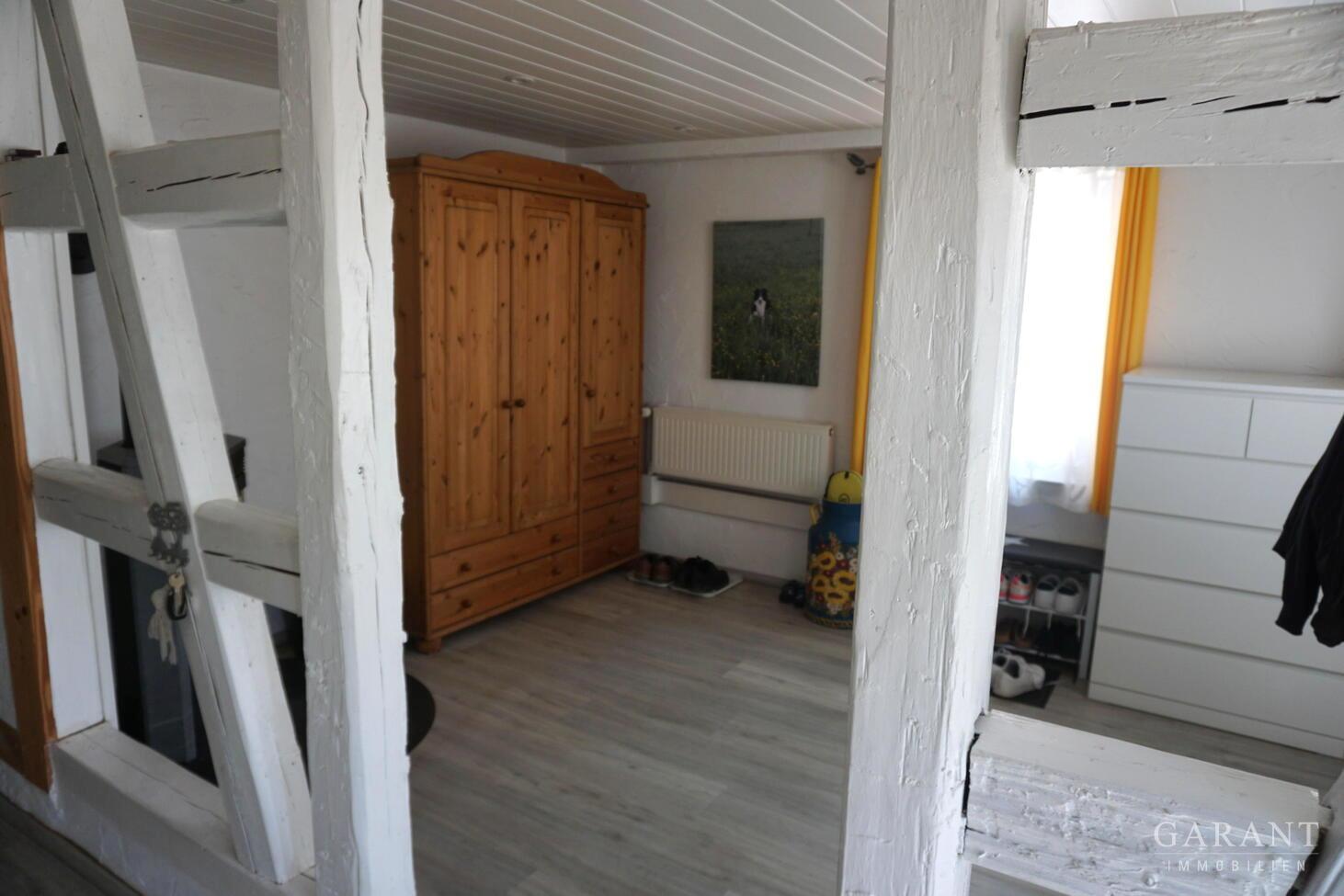 Garderobe EG