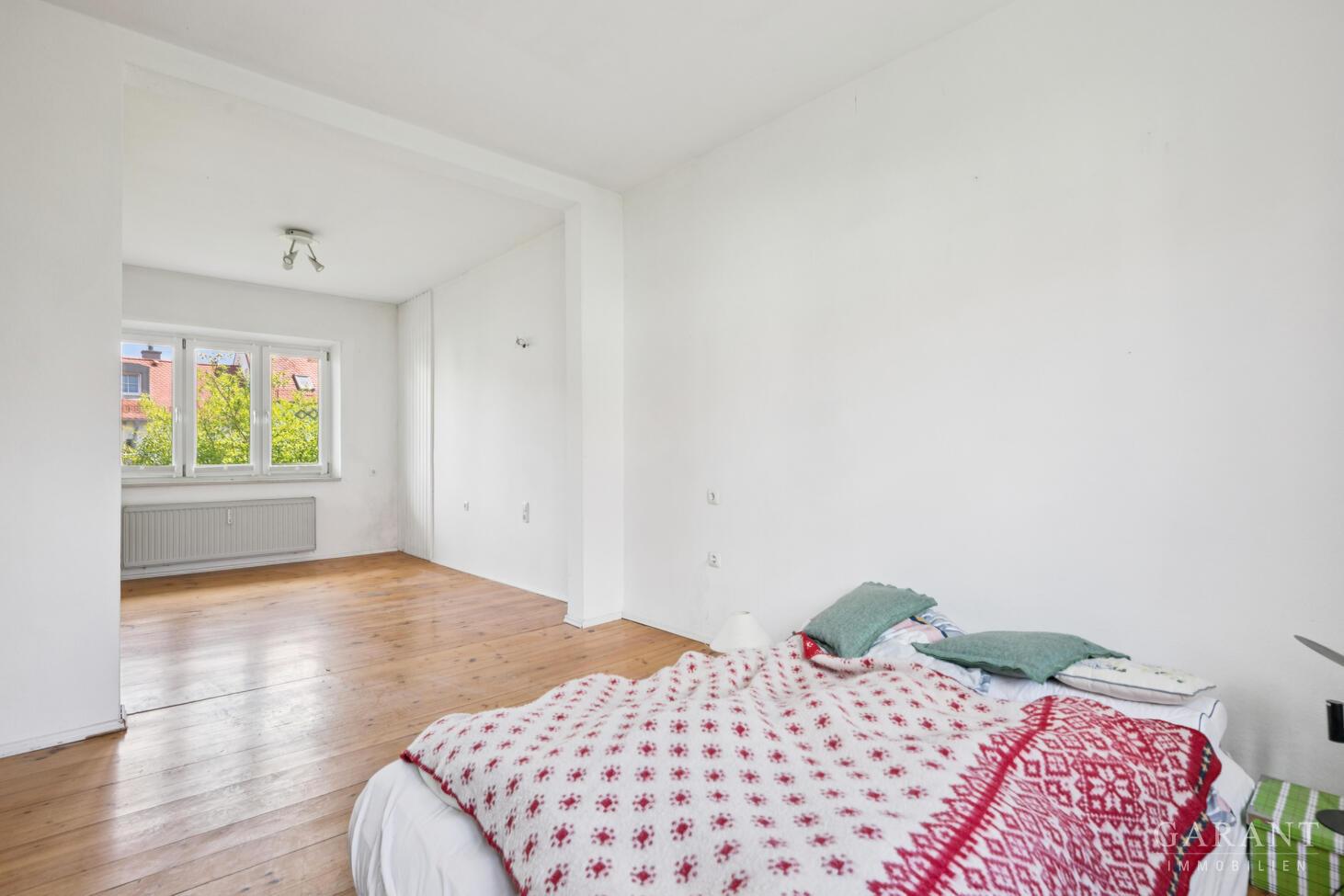 Zimmer 1 OG