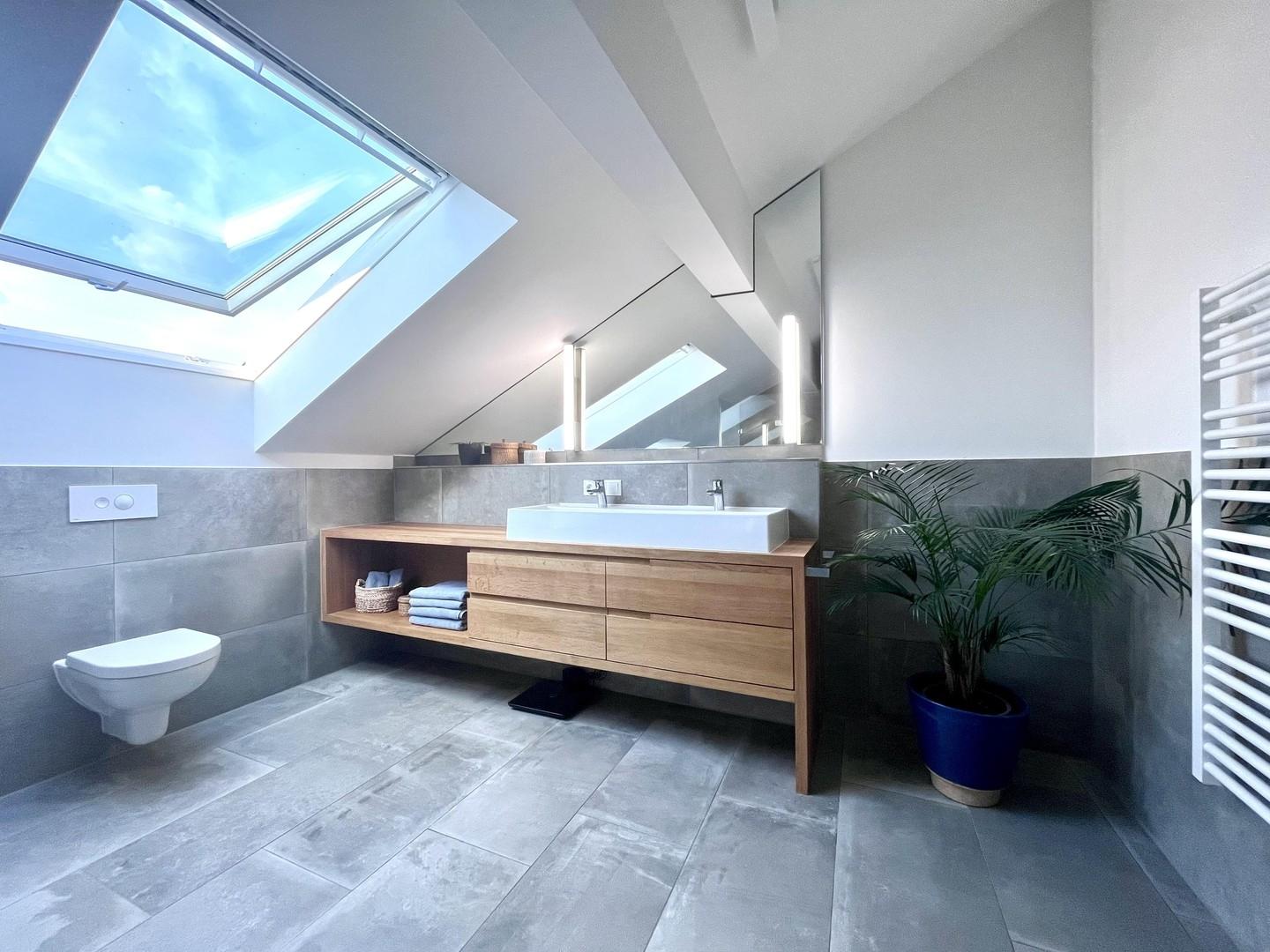 DG: Bad mit Dusche