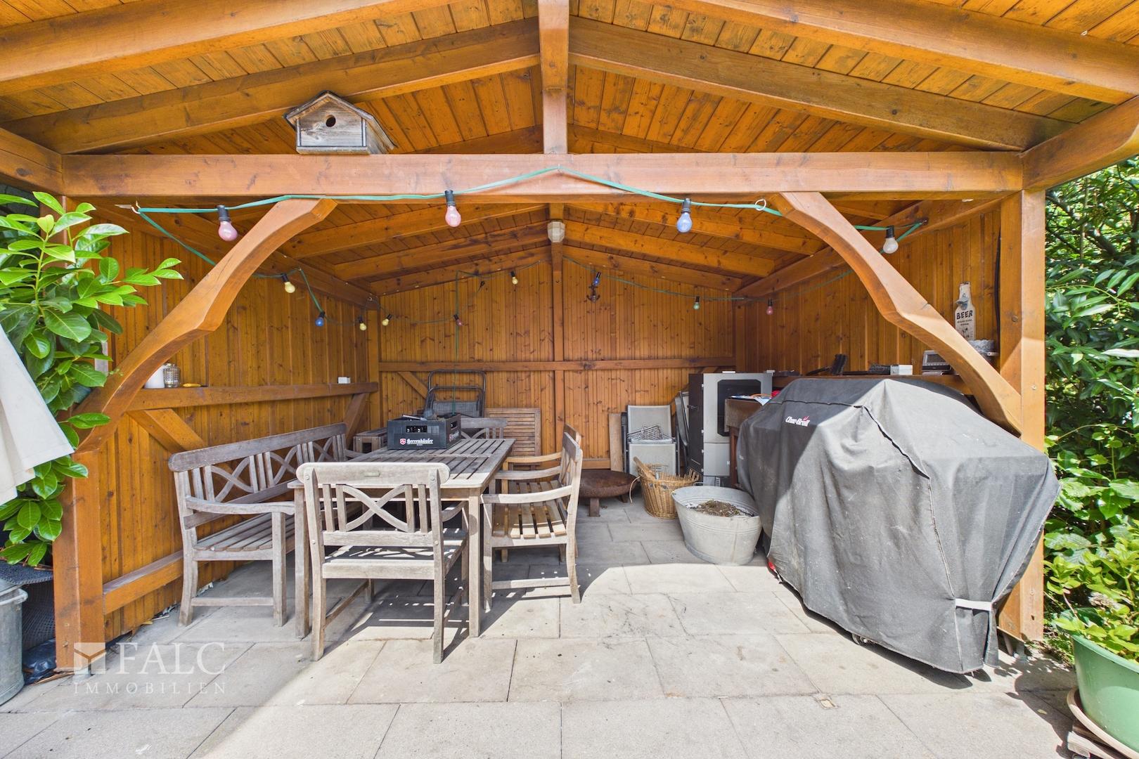 Garten.- Partyhütte 