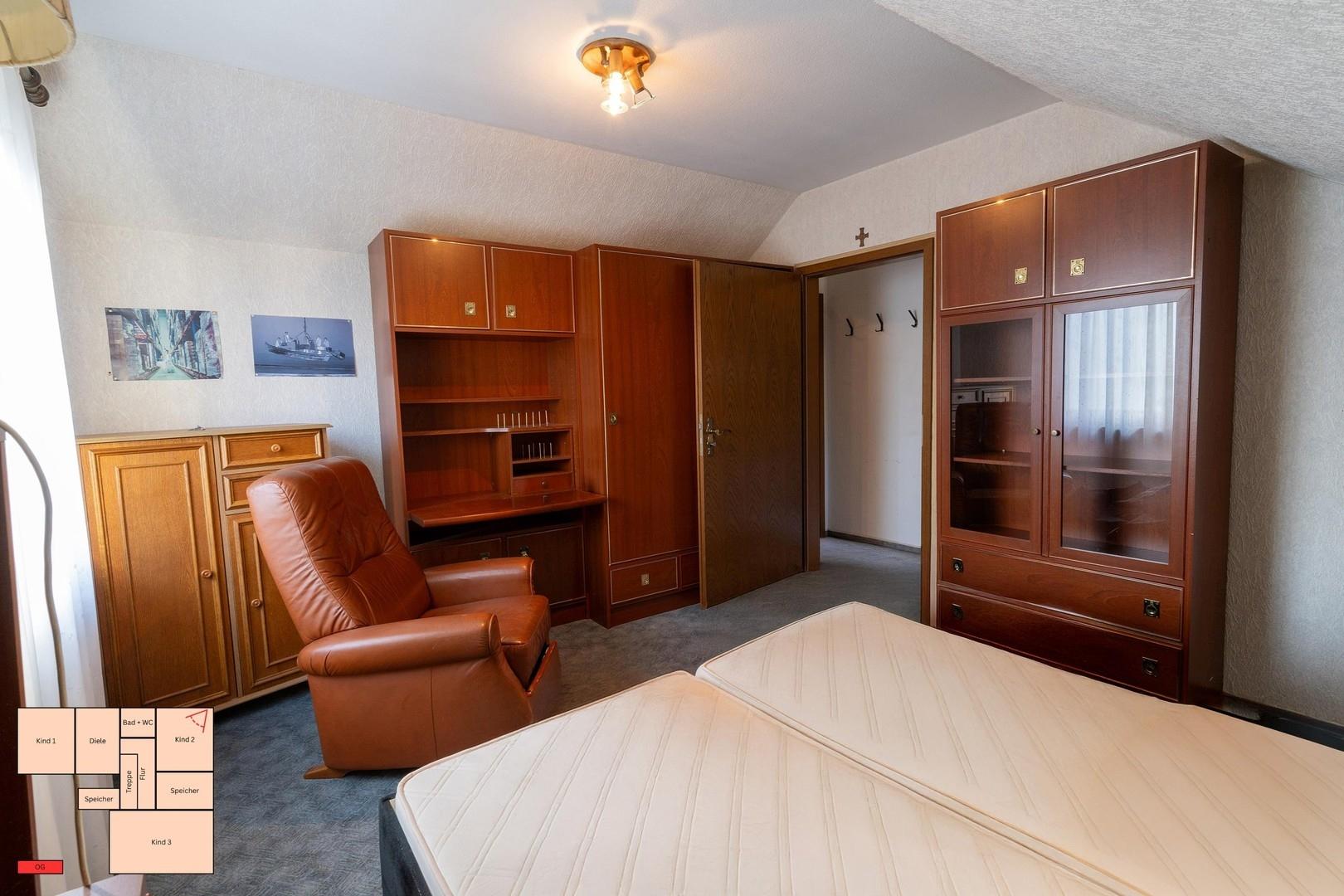 Schlafzimmer 2 OG