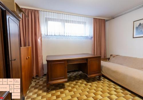 Büro / Hobbyraum Keller