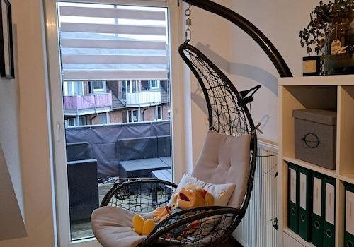Tür zum Balkon aus Wohnbereich