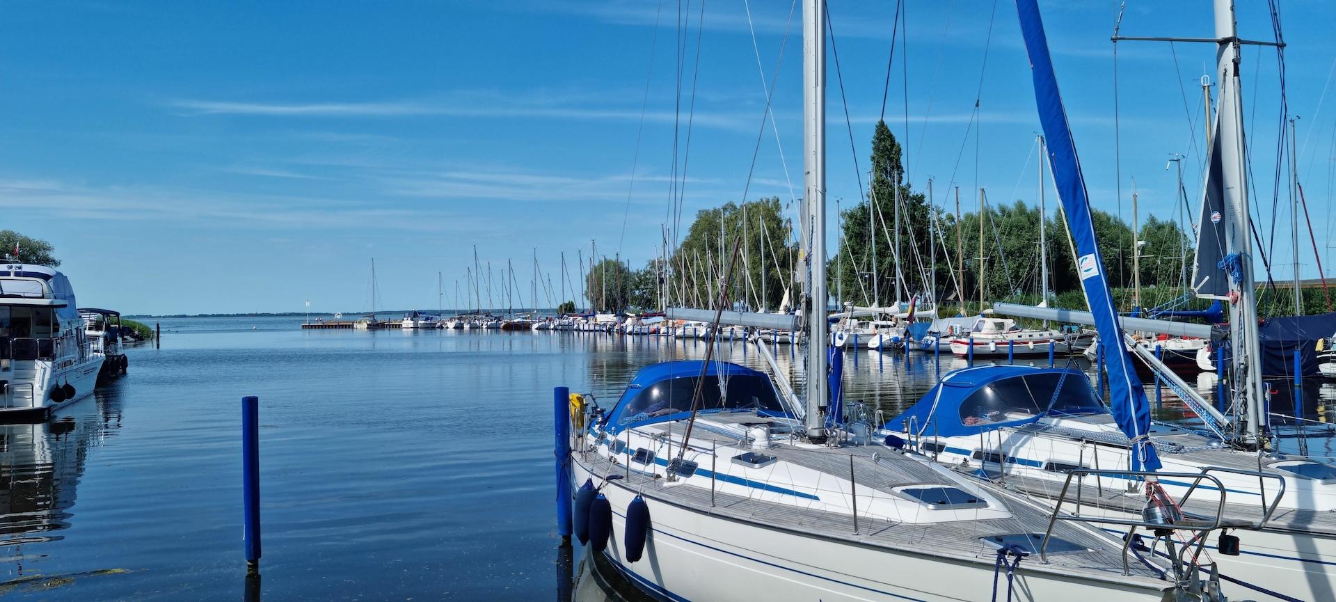 Mönkebude Hafen in der Nähe