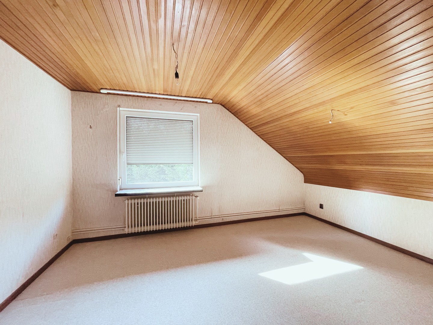 Schlafzimmer - in Sanierung