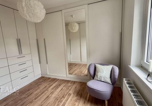 Ankleidezimmer im EG 
