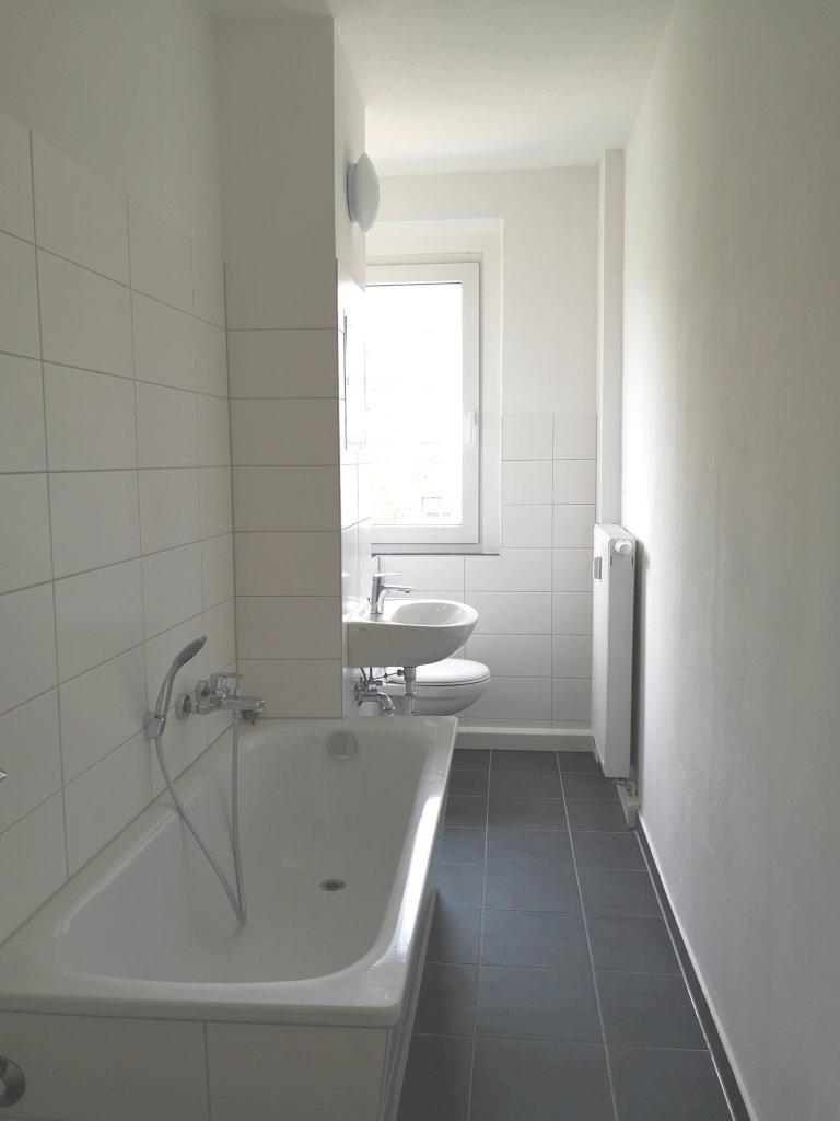 Beispiel Bad mit Wanne