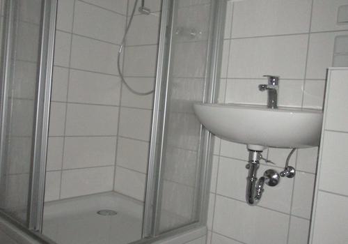 Bad mit Dusche