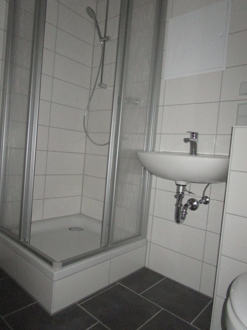 Bad mit Dusche