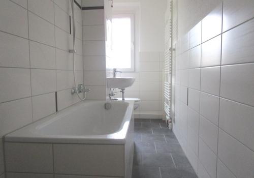 Badezimmer mit Badewanne