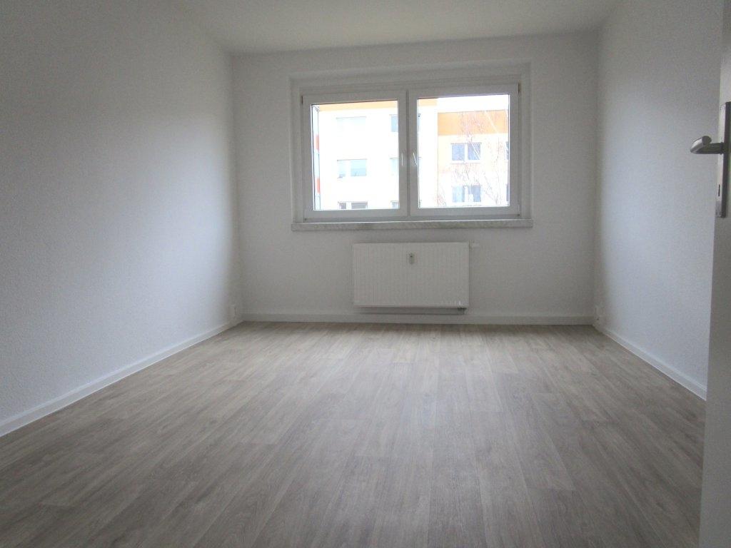 geräumiges Schlafzimmer