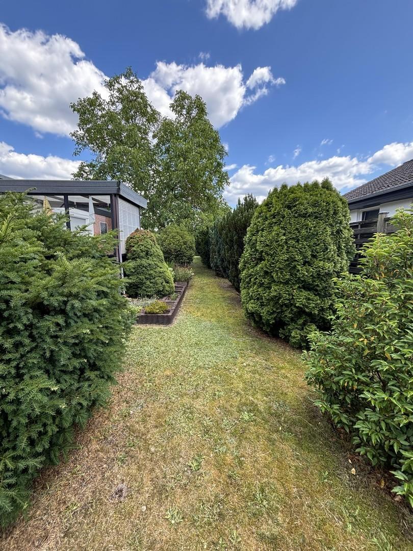 Garten Linke Seite