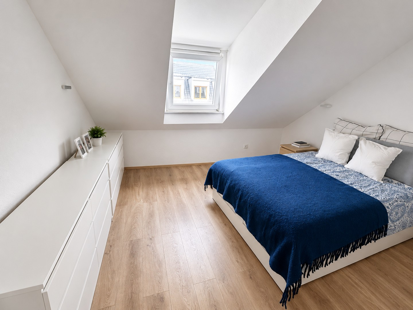 Schlrafzimmer