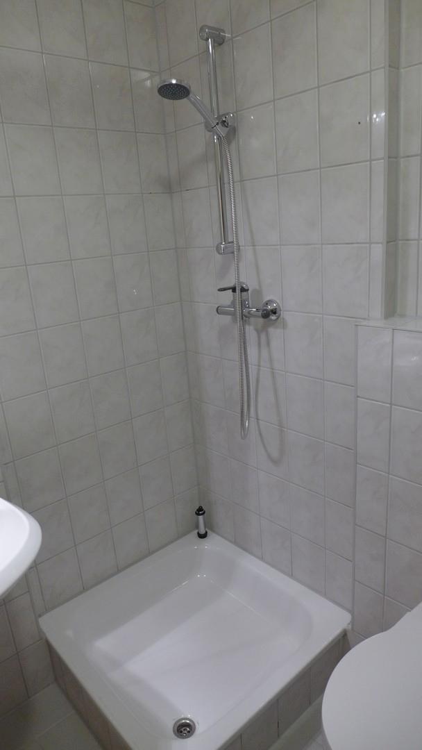 Bad Dusche