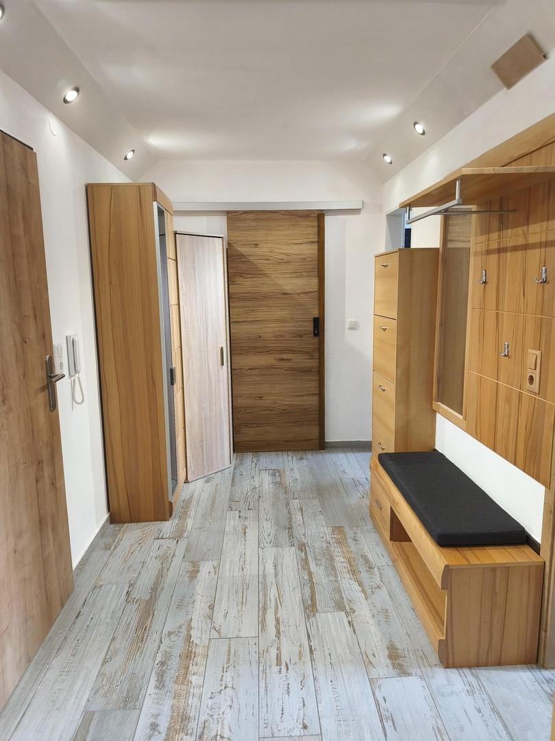 Einbau Garderobe 