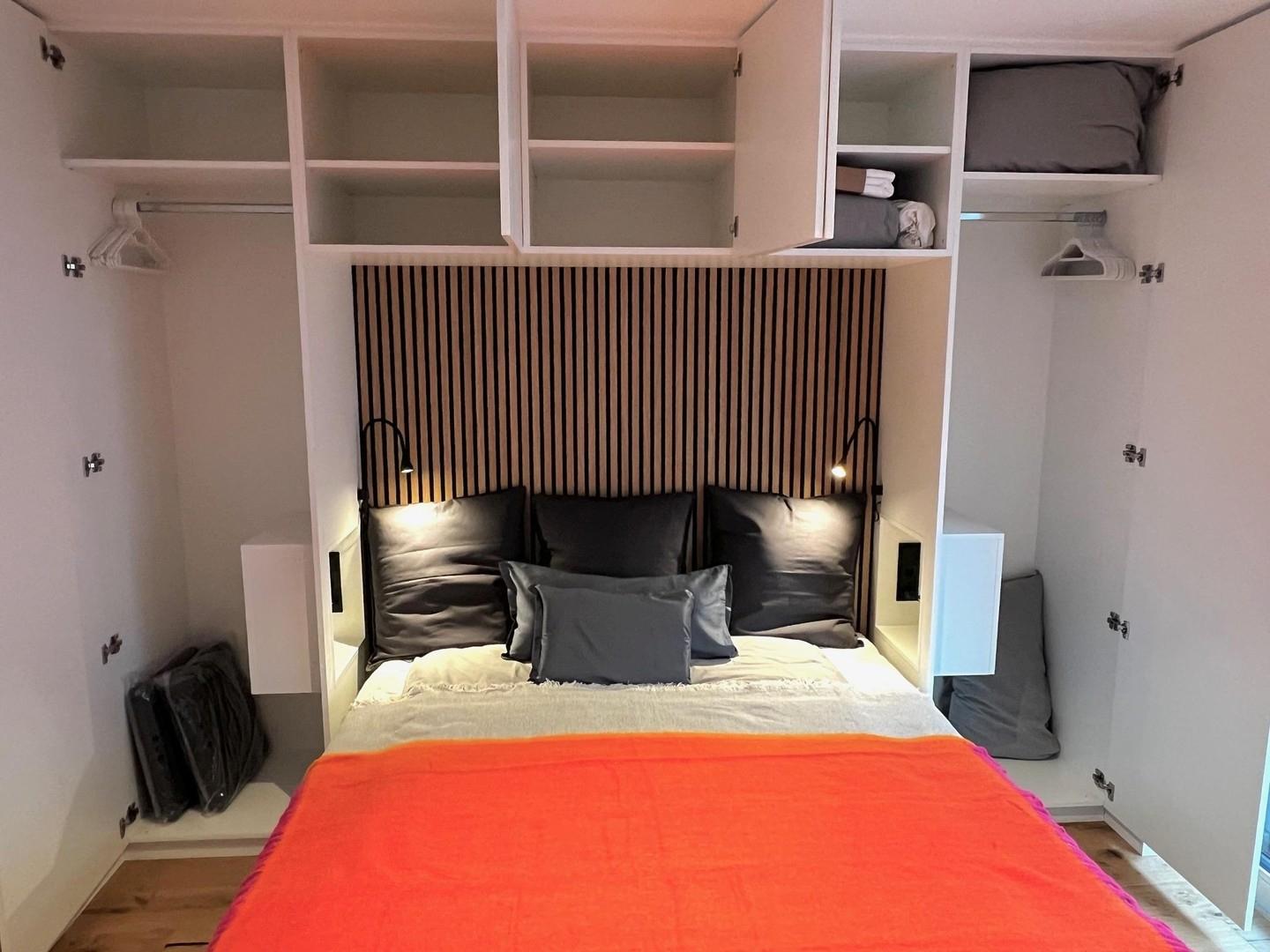 Schrank-1 im Schlafzim