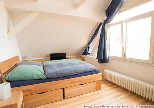 Schlafzimmer 2