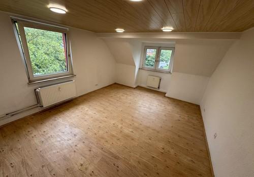 Großes, helles Wohnzimmer
