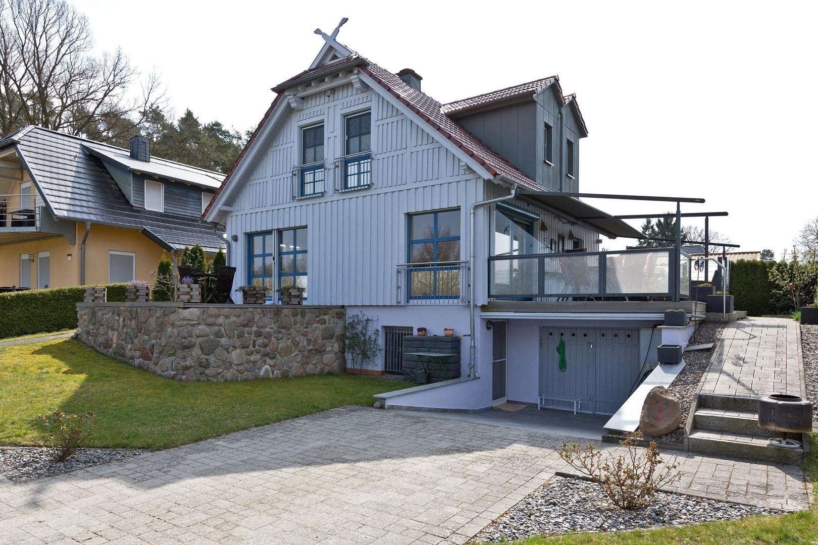 Haus Vorderansicht