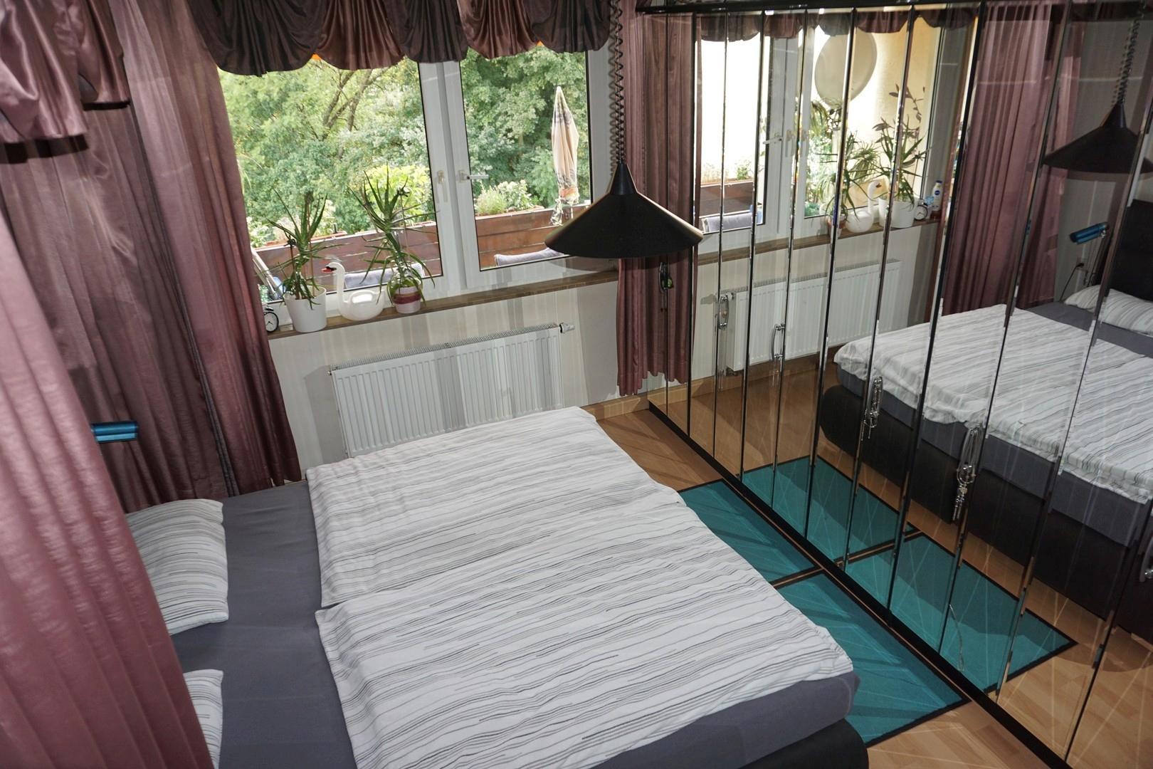 Schlafzimmer Bild 2