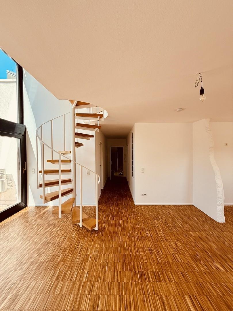 Wohnzimmer Richtung Eingang