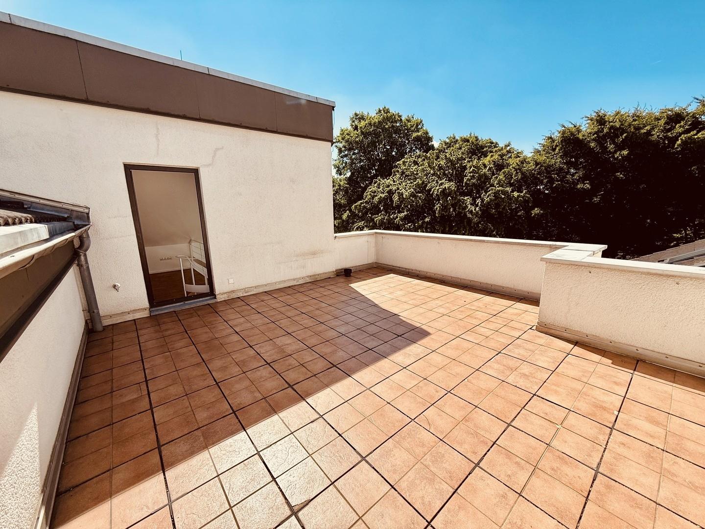 Dachterrasse Richtung Empore