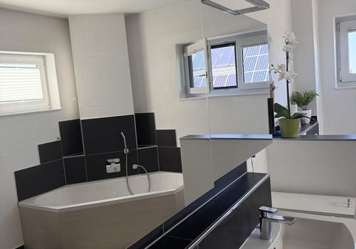 Badezimmer im Obergeschoss