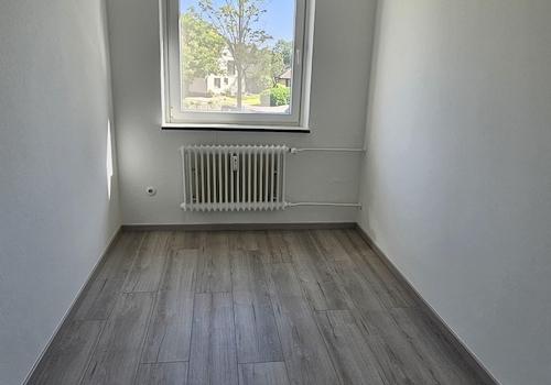 Kinderzimmer/Büro 