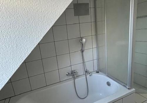 Duschbadewanne