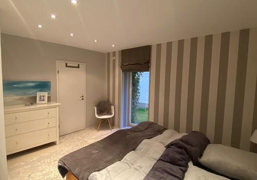 Bett 180 x 200 