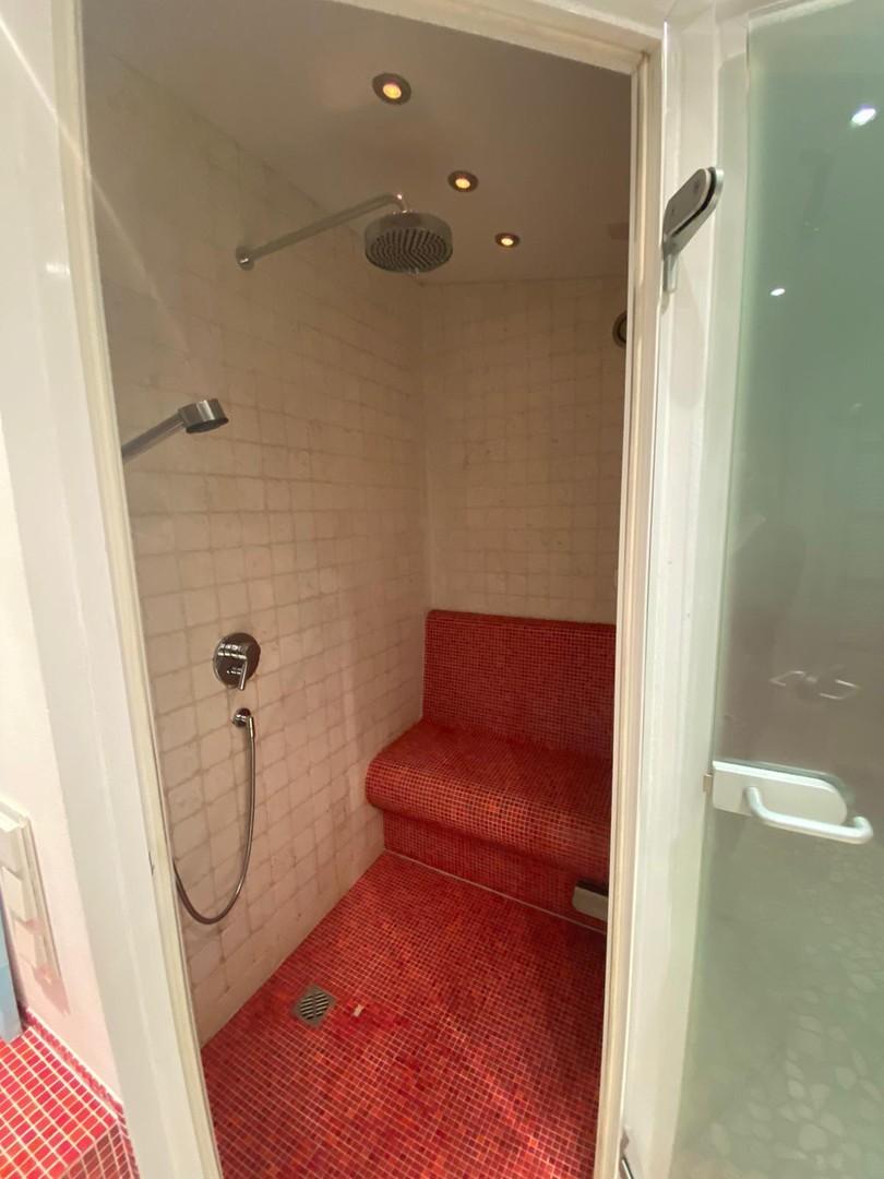 Dampf-Dusche