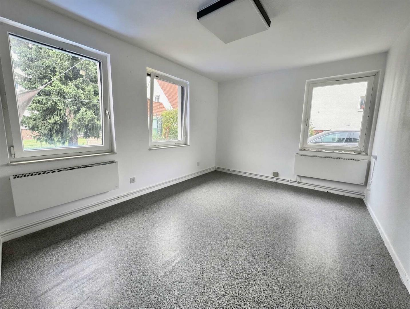 Büro II (KI generiert)
