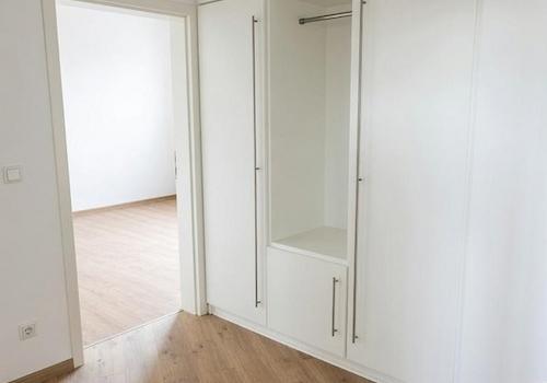 Diele mit Schrank