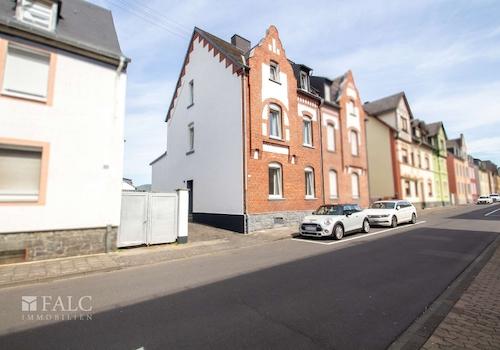 Straßenansicht