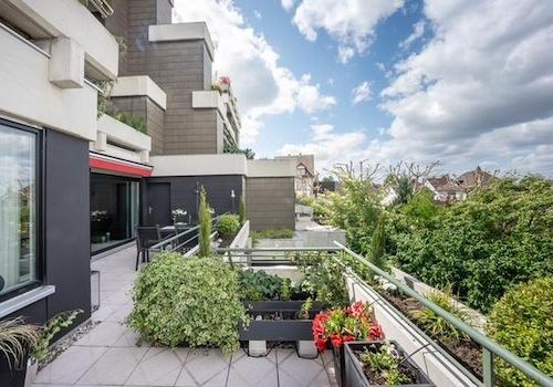 vordere Terrasse
