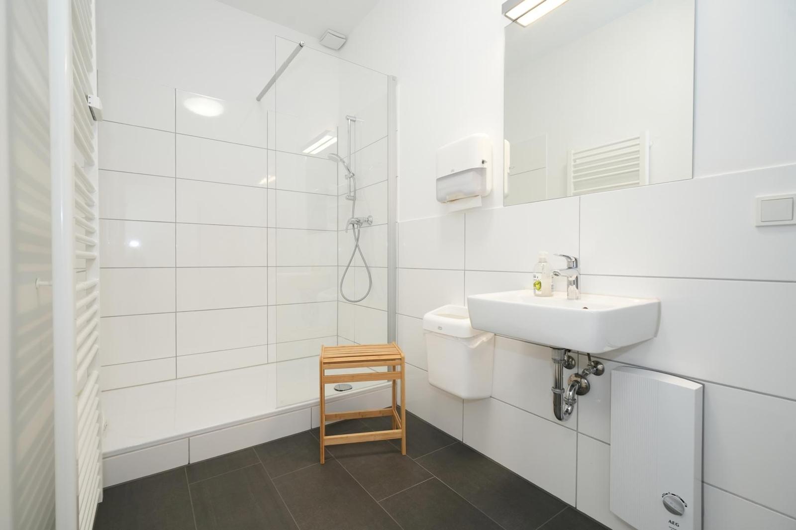 Badezimmer mit Dusche
