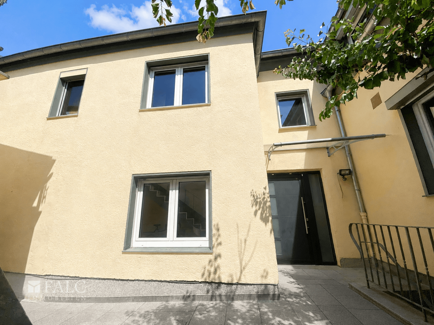 Hausansicht 1