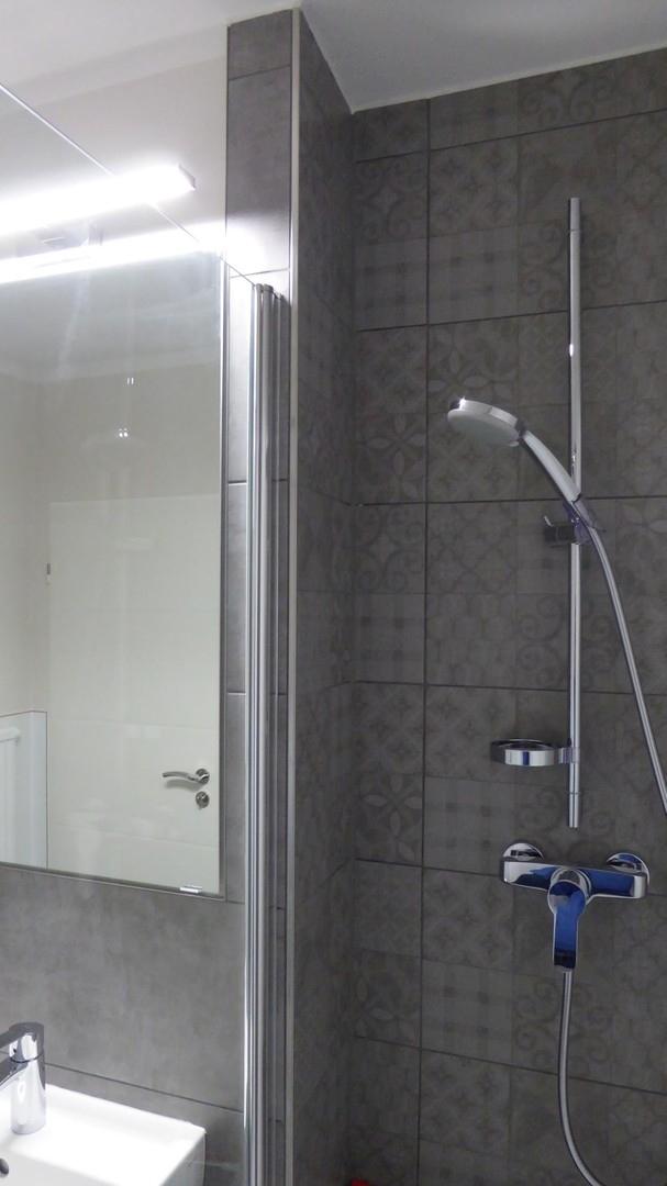 Bad mit Dusche