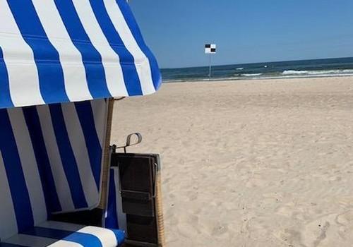 Strandkorb am Meer