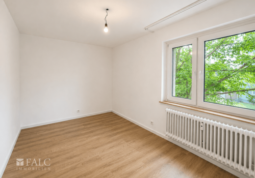Kind / Arbeitzimmer