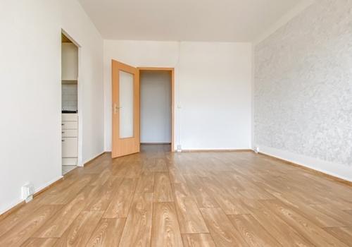 Wohnzimmer_Blick vom Balkon