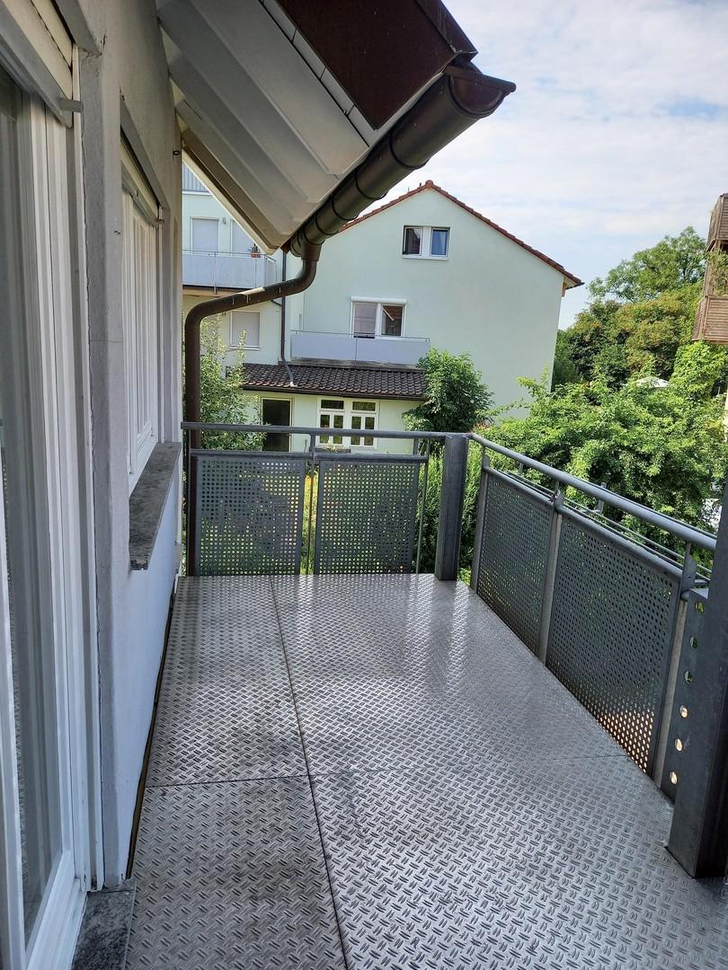 großer Balkon