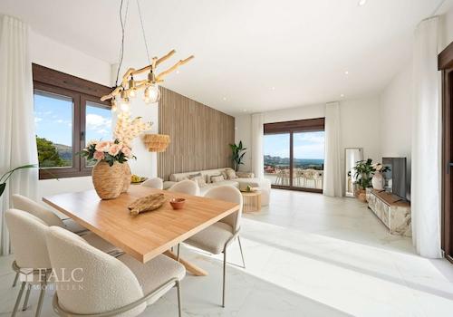 Wohnzimmer mit Essbereich