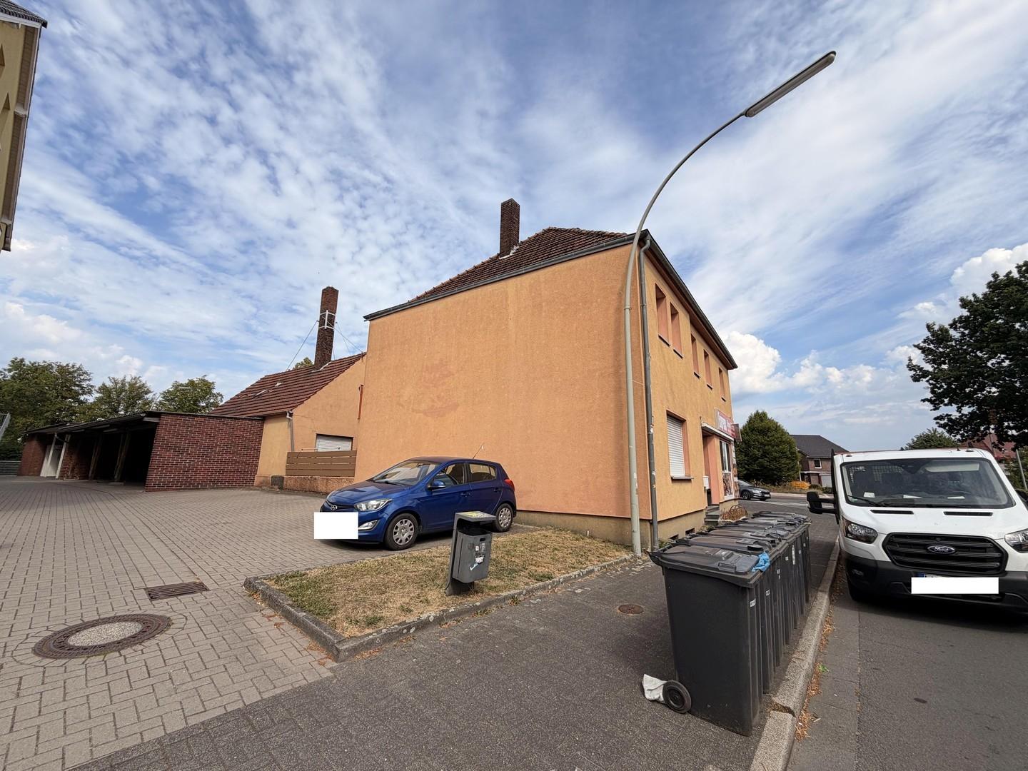 Hausrückseite
